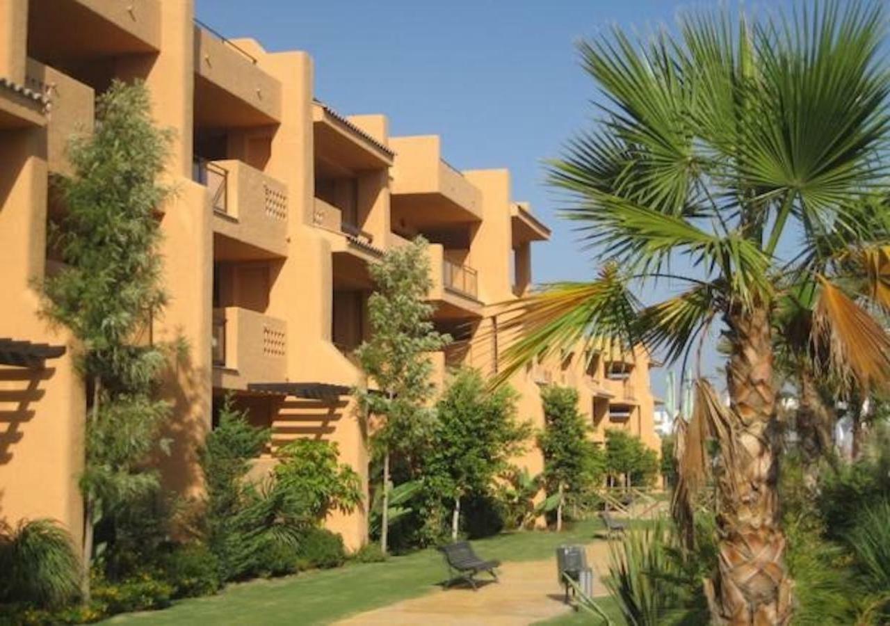 Modern Ground Floor Calanova Golf Apartment 라칼라데미야스 외부 사진
